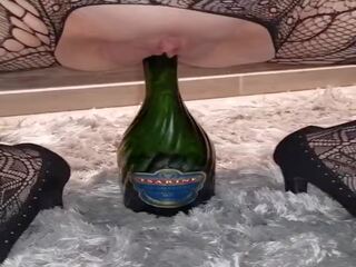 Fles van champagne invoeging, gratis gratis xnnxx hd volwassen film 61 | xhamster