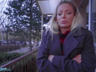 Public Agent Blonde Ozzie Isabelle Deltore Fucks to Save