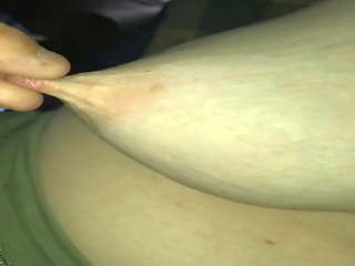 Pulling at supsupin malaki makatas nipple, hd may sapat na gulang pelikula 92